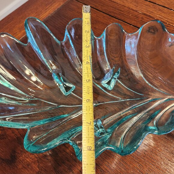 Vidrios San Miguel 100% Recycled Aqua Blue Glass Oak Leaf Dish - Picture 15 of 16